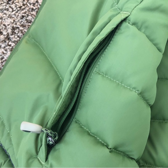 NWOT, L.L. Bean, puffer vest, reversible, gray/charcoal/ lime, pockets, size S - Picture 9 of 9